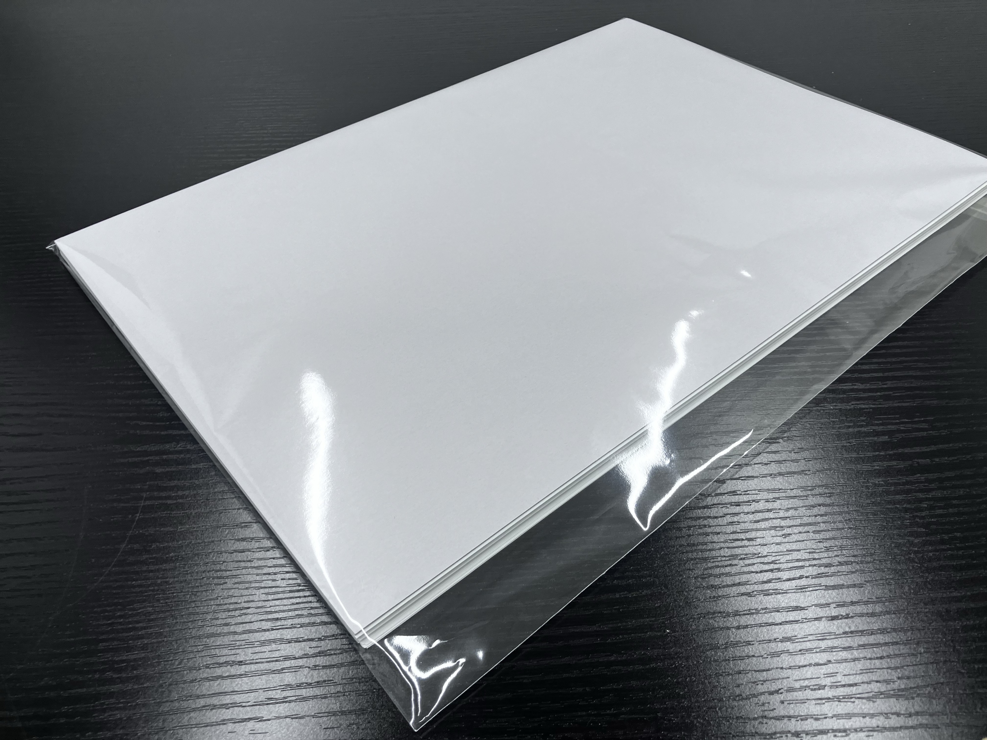 上下に当て紙＋PP袋で包装